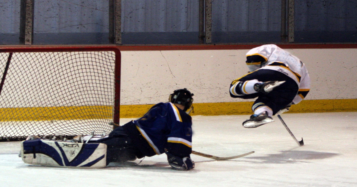 An Asymmetric Stickhandling Sample