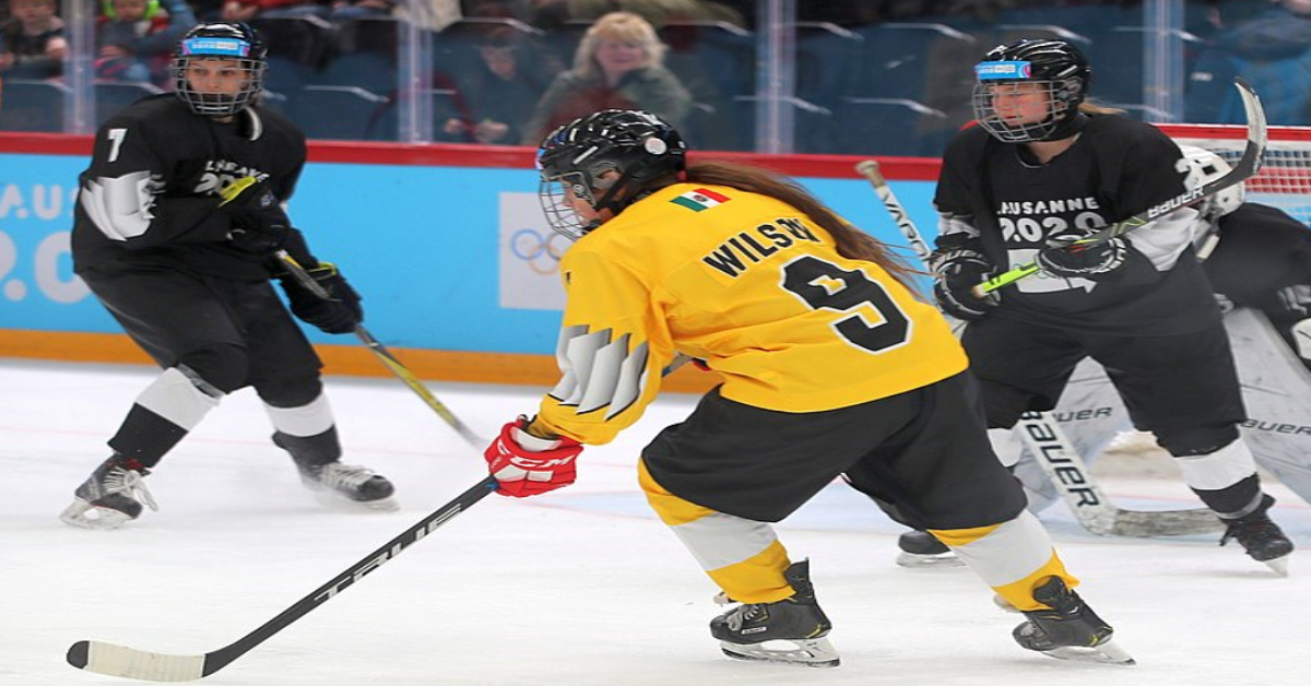 Backward Skater’s Steady Upperbody